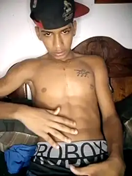 Snapshot of dan30_cm chatting on February 28, 2026, 4:46 am dan30 cm online show from February 28, 2026, 4:46 am