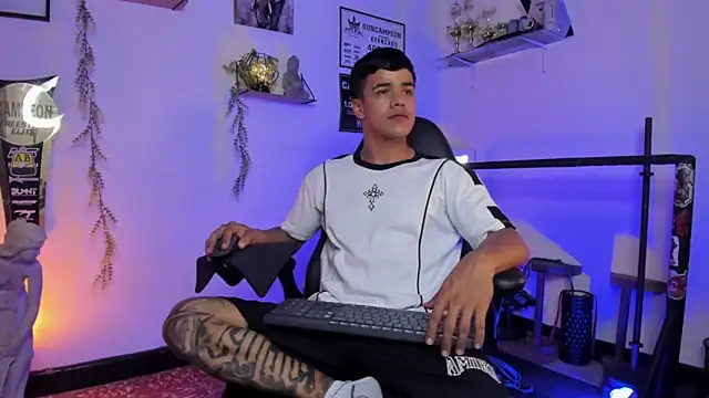 Snapshot of Rob_zaens33 chatting on February 26, 2026, 3:11 pm Rob zaens33 online show from February 26, 2026, 3:11 pm