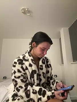 Amberbanxx online show from March 17, 2026, 9:40 pm