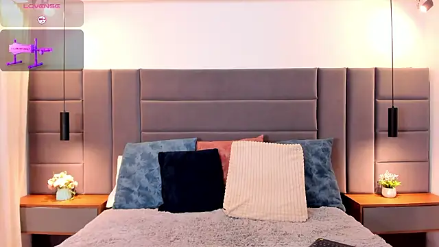 KaraWatson online show from February 27, 2026, 11:43 am