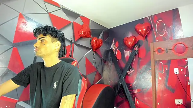 Snapshot of Gay_Red_Room chatting on February 21, 2026, 2:56 am Gay Red Room online show from February 21, 2026, 2:56 am