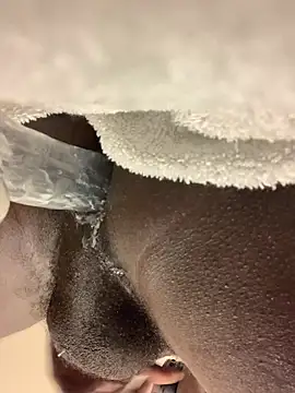 Snapshot of mecco25 chatting on March 1, 2026, 4:36 am mecco25 online show from March 1, 2026, 4:36 am