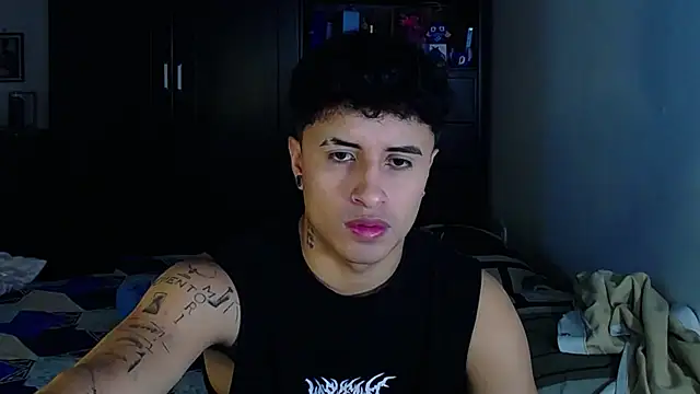 Snapshot of Jhon_Sara chatting on February 28, 2026, 11:50 pm Jhon Sara online show from February 28, 2026, 11:50 pm