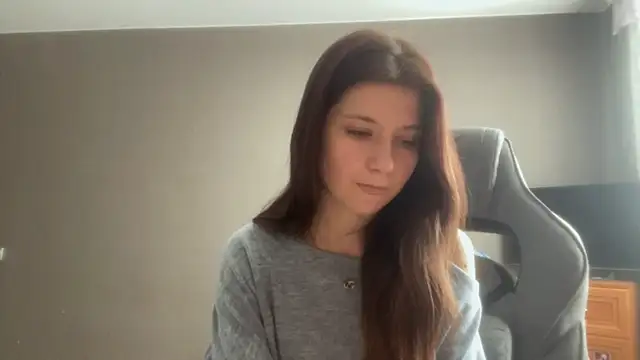 LunnaBliss online show from February 27, 2026, 11:10 am