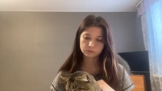 LunnaBliss online show from March 7, 2026, 3:09 pm