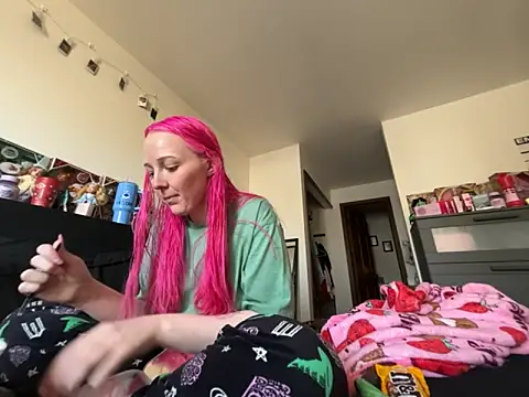 pinkhairfun16 online show from March 4, 2026, 3:40 pm