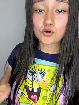 Sofia-squir online show from April 17, 2026, 11:41 pm