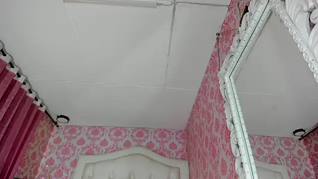 Snapshot of Mai_Rouse chatting on February 25, 2026, 12:48 pm Mai Rouse online show from February 25, 2026, 12:48 pm