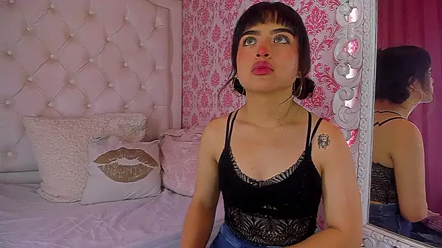 Snapshot of Mai_Rouse chatting on March 2, 2026, 2:46 pm Mai Rouse online show from March 2, 2026, 2:46 pm