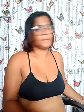 indianstrawberrylips4u online show from May 8, 2026, 6:19 am