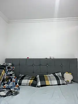 19daniboy online show from April 15, 2026, 8:20 pm