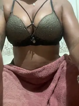 Snapshot of Cibely_Bely chatting on March 2, 2026, 12:02 am Cibely Bely online show from March 2, 2026, 12:02 am