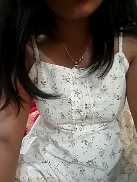 Cute-Sanvii online show from April 13, 2026, 5:29 pm