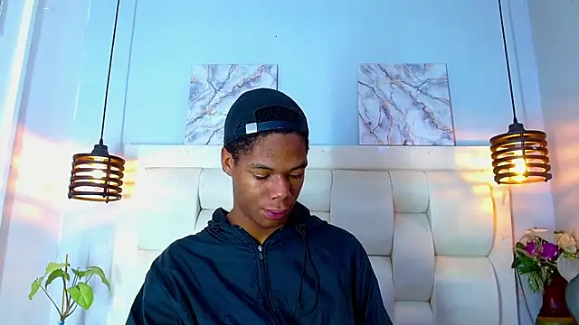 Santiago Ortiz  online show from March 11, 2026, 12:44 pm