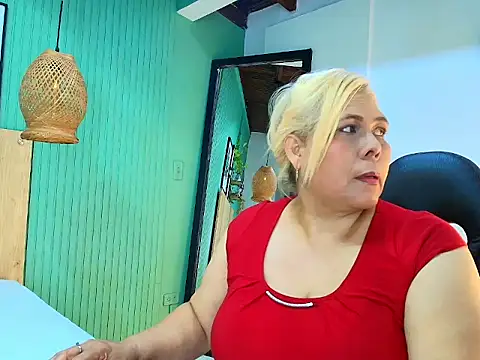 Snapshot of eva_colen50 chatting on February 28, 2026, 6:53 pm eva colen50 online show from February 28, 2026, 6:53 pm