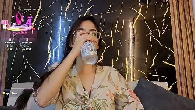 Carolina pm online show from April 15, 2026, 1:12 am