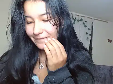 Snapshot of Miiia_a chatting on February 26, 2026, 8:08 pm Miiia a online show from February 26, 2026, 8:08 pm