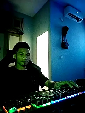 UcEng Lab online show from March 1, 2026, 1:07 am