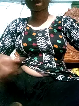 BreezySexyGirl69 online show from April 12, 2026, 1:16 pm