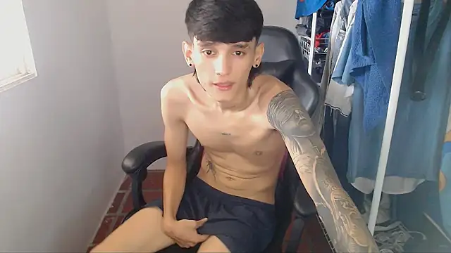 Snapshot of BOY-767 chatting on February 21, 2026, 5:58 pm BOY-767 online show from February 21, 2026, 5:58 pm