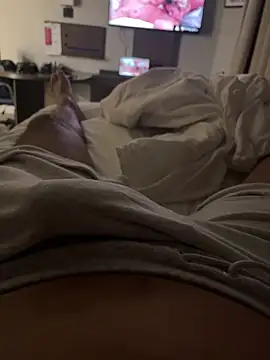 charles23xavier25 online show from April 23, 2026, 12:45 am