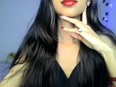 SIKSHA SINGH online show from March 18, 2026, 6:44 pm