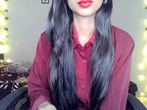 SIKSHA SINGH online show from April 12, 2026, 12:04 am