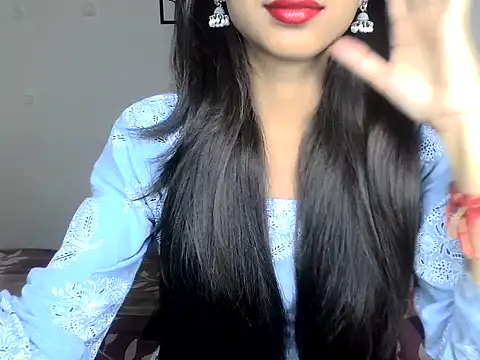 SIKSHA SINGH online show from April 21, 2026, 6:01 pm