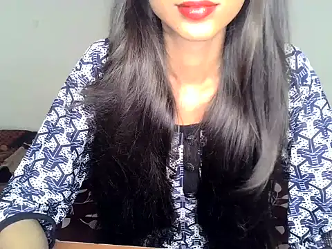 SIKSHA SINGH online show from June 3, 2026, 8:14 pm
