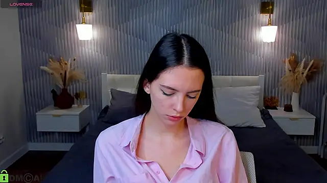 elise robbie online show from April 9, 2026, 1:05 am