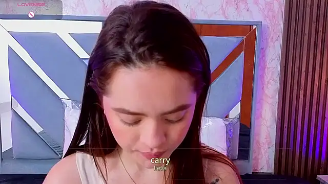 Snapshot of LittleeSara18 chatting on May 31, 2026, 10:00 am LittleeSara18 online show from May 31, 2026, 10:00 am