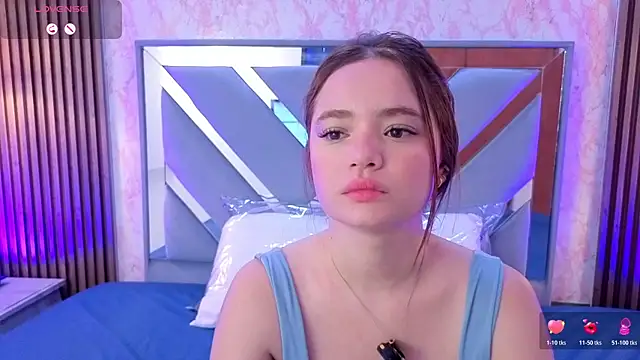 Snapshot of LittleeSara18 chatting on June 11, 2026, 11:19 am LittleeSara18 online show from June 11, 2026, 11:19 am