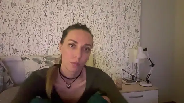 SarahStevens online show from April 5, 2026, 3:53 pm