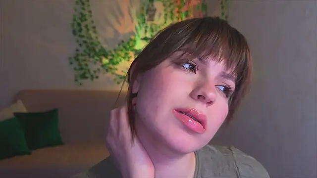 rinamandarina online show from March 18, 2026, 5:38 pm