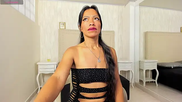 FernandaAvilax online show from April 9, 2026, 10:26 pm