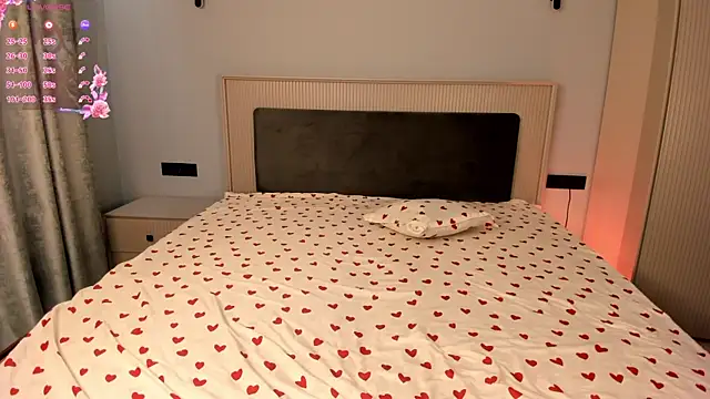 lillakiem online show from April 16, 2026, 11:22 am