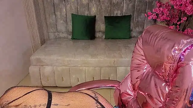 sharyth19 s online show from February 23, 2026, 8:17 pm