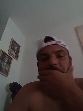 morenitoymorena online show from May 31, 2026, 2:57 pm