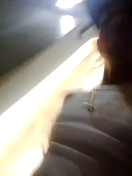 blackhot22c online show from February 26, 2026, 6:51 pm