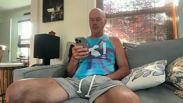 Snapshot of Guy__Grey chatting on June 10, 2026, 11:20 am Guy Grey online show from June 10, 2026, 11:20 am