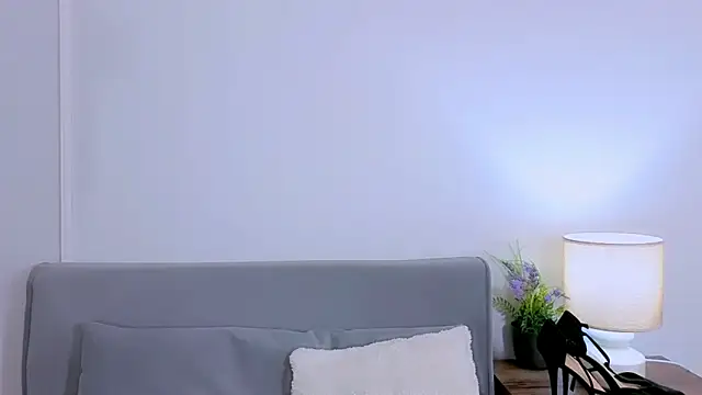 MiaFair online show from March 31, 2026, 3:23 pm