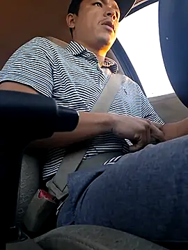 gueboloco2626 online show from February 24, 2026, 1:20 pm