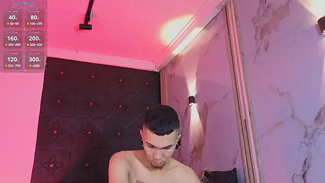 Logan and Reachel online show from April 8, 2026, 11:21 am