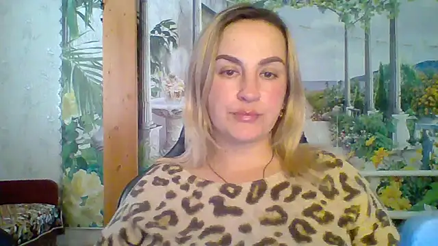 Snapshot of Rinayaii chatting on March 1, 2026, 2:41 pm Rinayaii online show from March 1, 2026, 2:41 pm