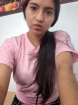 Snapshot of DulceCaroX chatting on May 14, 2026, 12:34 pm DulceCaroX online show from May 14, 2026, 12:34 pm