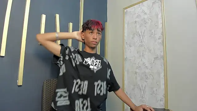 Snapshot of Little_Twink19x chatting on February 23, 2026, 7:11 pm Little Twink19x online show from February 23, 2026, 7:11 pm