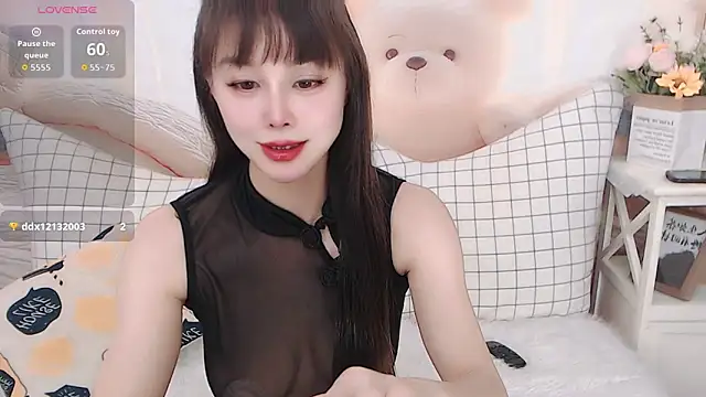 Luckmia333 online show from February 25, 2026, 6:12 am