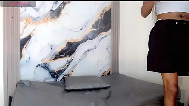 Alondra Wile online show from April 1, 2026, 7:22 pm