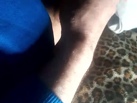 Snapshot of matibam92 chatting on March 11, 2026, 12:05 am matibam92 online show from March 11, 2026, 12:05 am