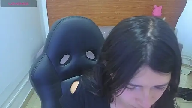 Snapshot of mila_t_ chatting on February 24, 2026, 8:51 pm mila t online show from February 24, 2026, 8:51 pm